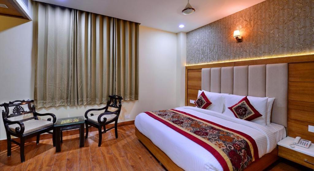 אמריצר Hotel White מראה חיצוני תמונה