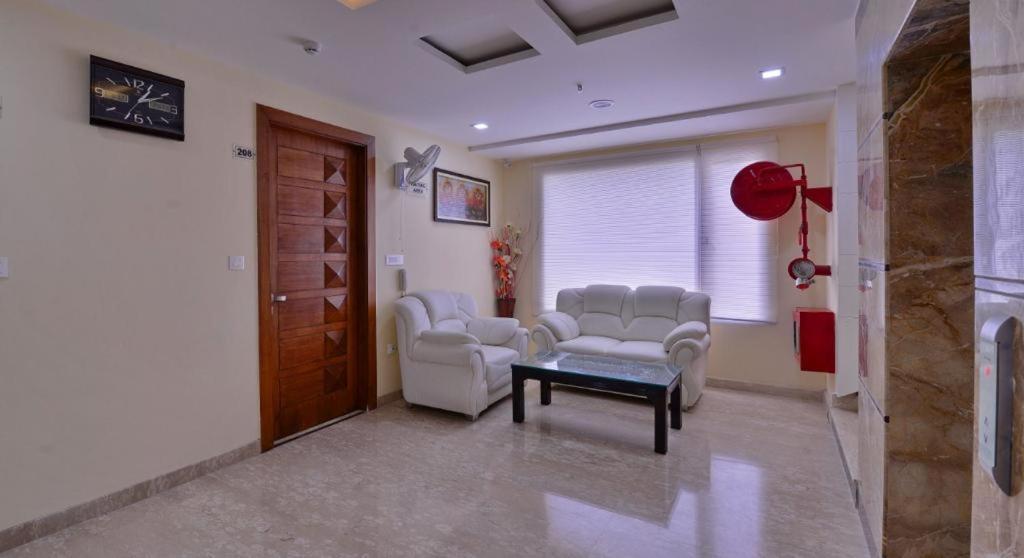 אמריצר Hotel White מראה חיצוני תמונה